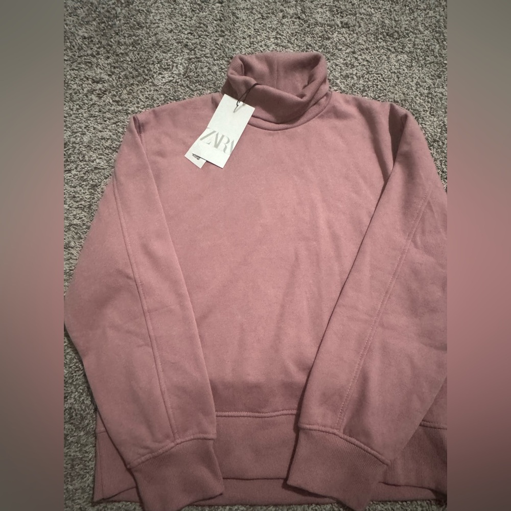 Zara pink women’s small turtle neck sweatshirt new with tags